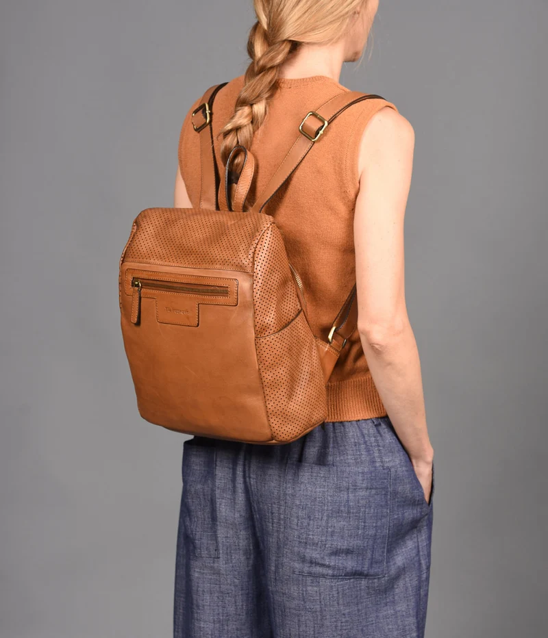 Mochila antirrobo de piel THB Hole